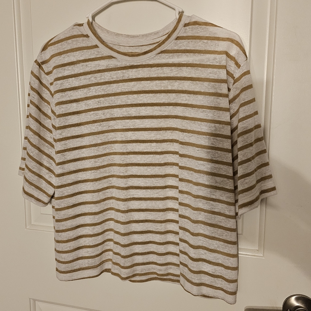Linen top bundle. ON HOLD 4 AMANDA